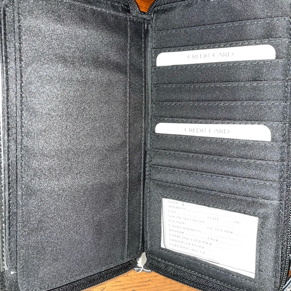 NWT Merona All in One multipocket mini purse - Picture 3 of 7